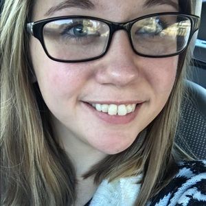 Meet your Posher, Mandy